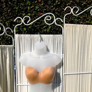 Victoria’s Secret 32 DDD champagne bra w/o straps